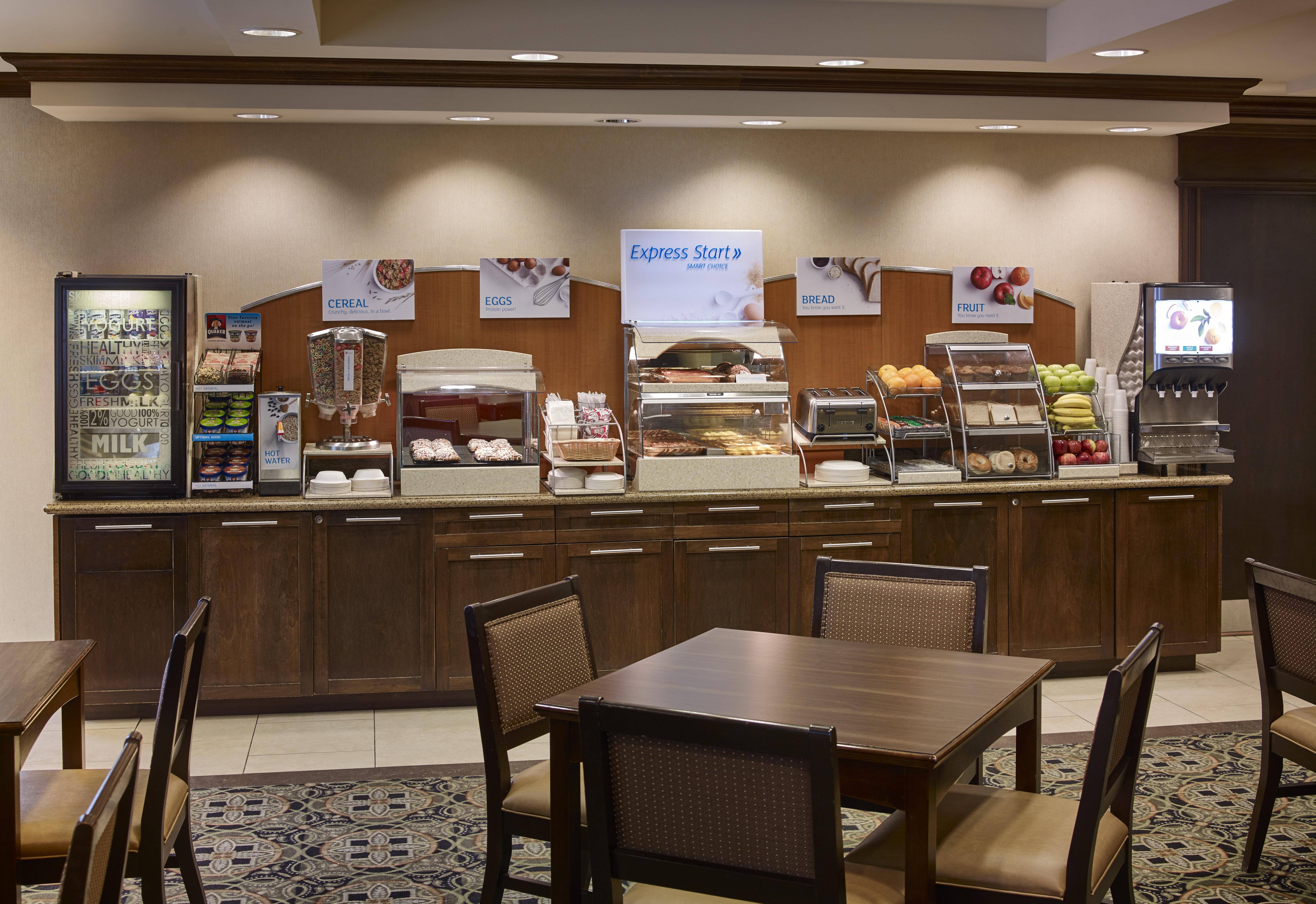 Holiday Inn Express & Suites Huntsville By Ihg Exterior photo
